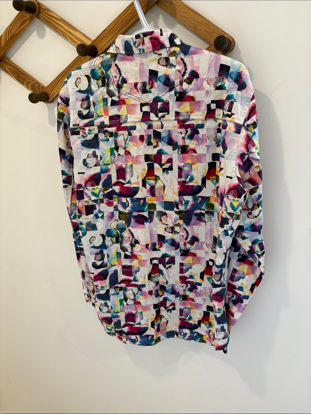 Robert Graham Magical Island button down shirtvibrant, multi-color watercolor - Picture 5 of 7